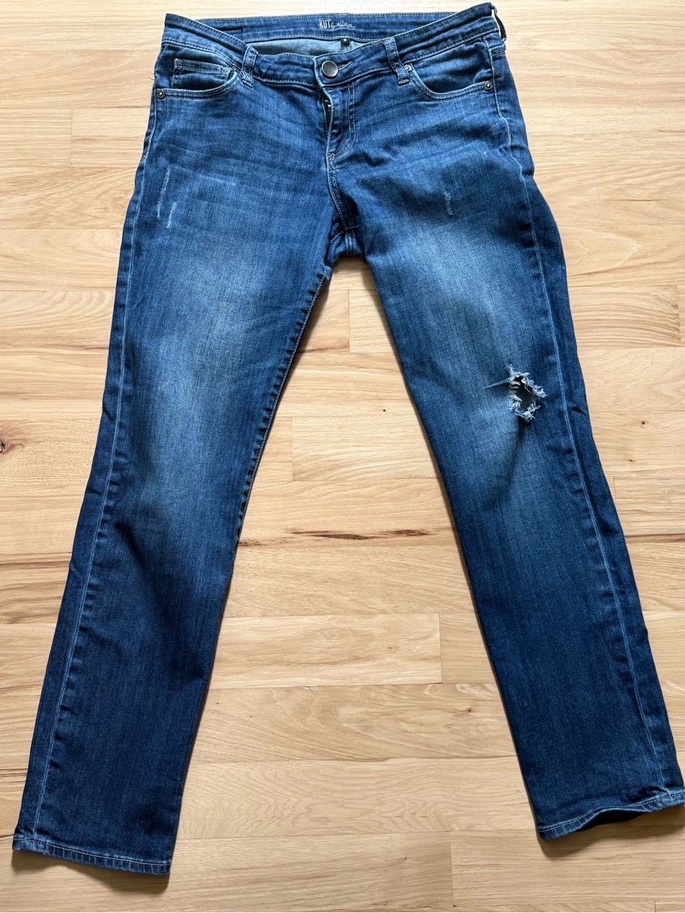Kut from the Kloth Dark Blue Straight-Leg Jeans with Distress
